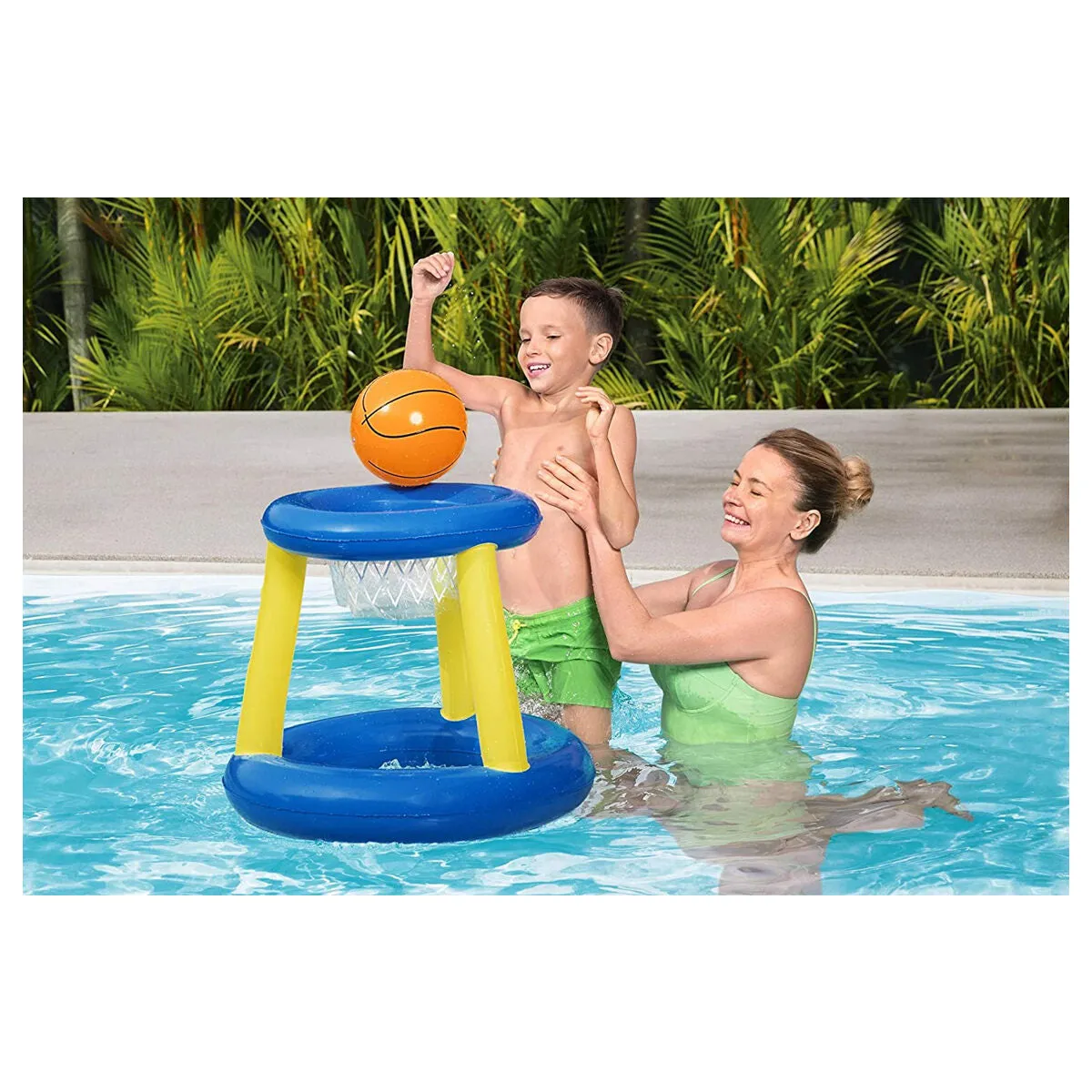 Bestway Splash 'N Hoop Floating Basketball Set