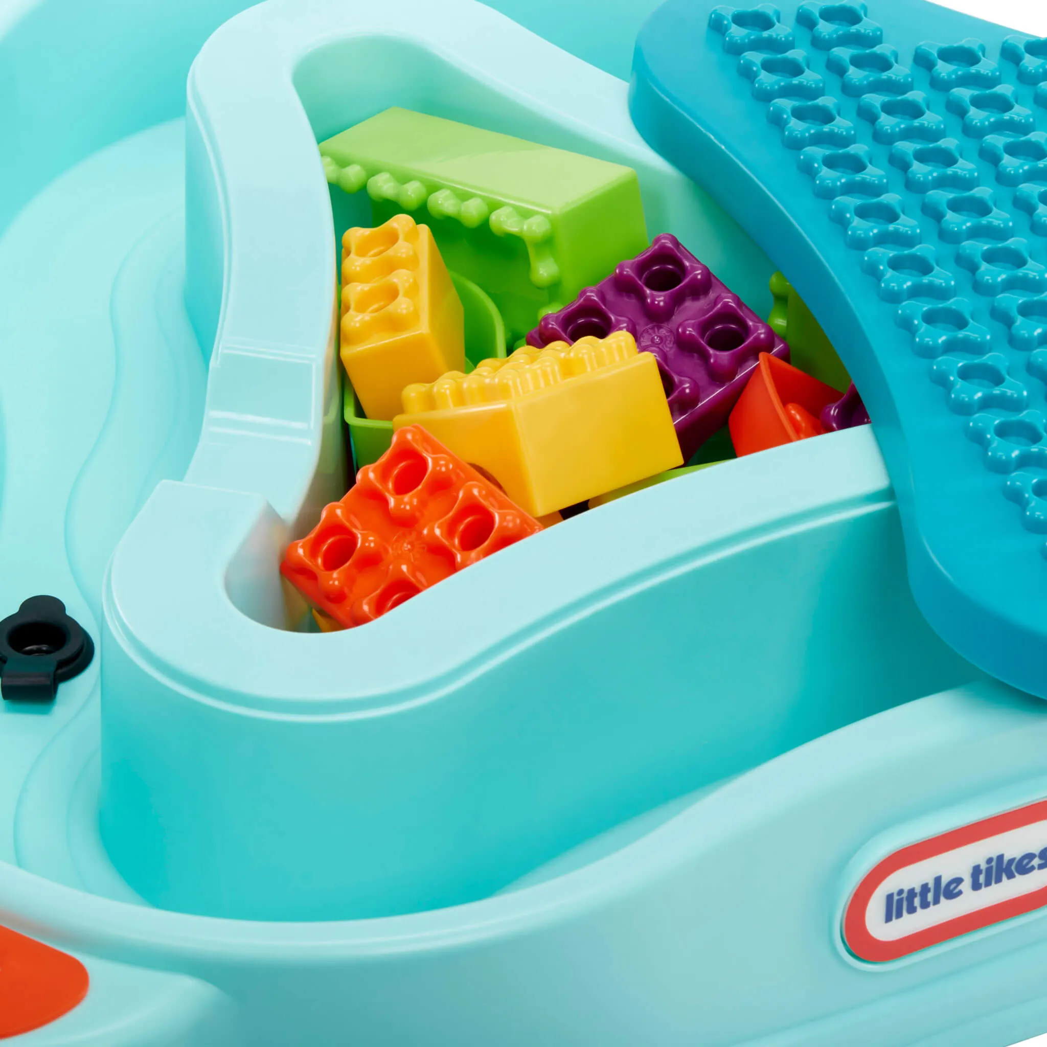 Build & Splash™ Water Table with 25  Accessories