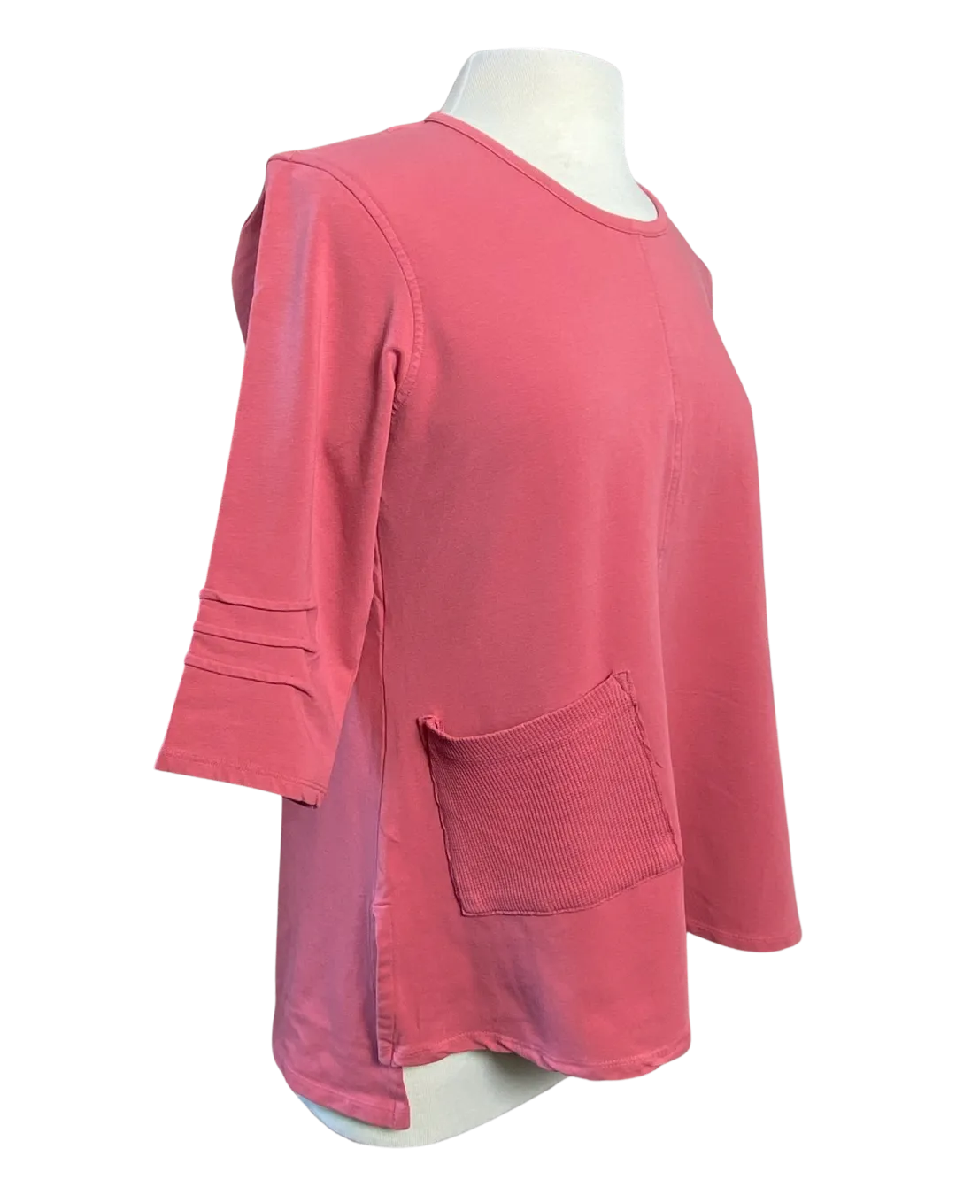 Sea Breeze Pocket Top Garnet