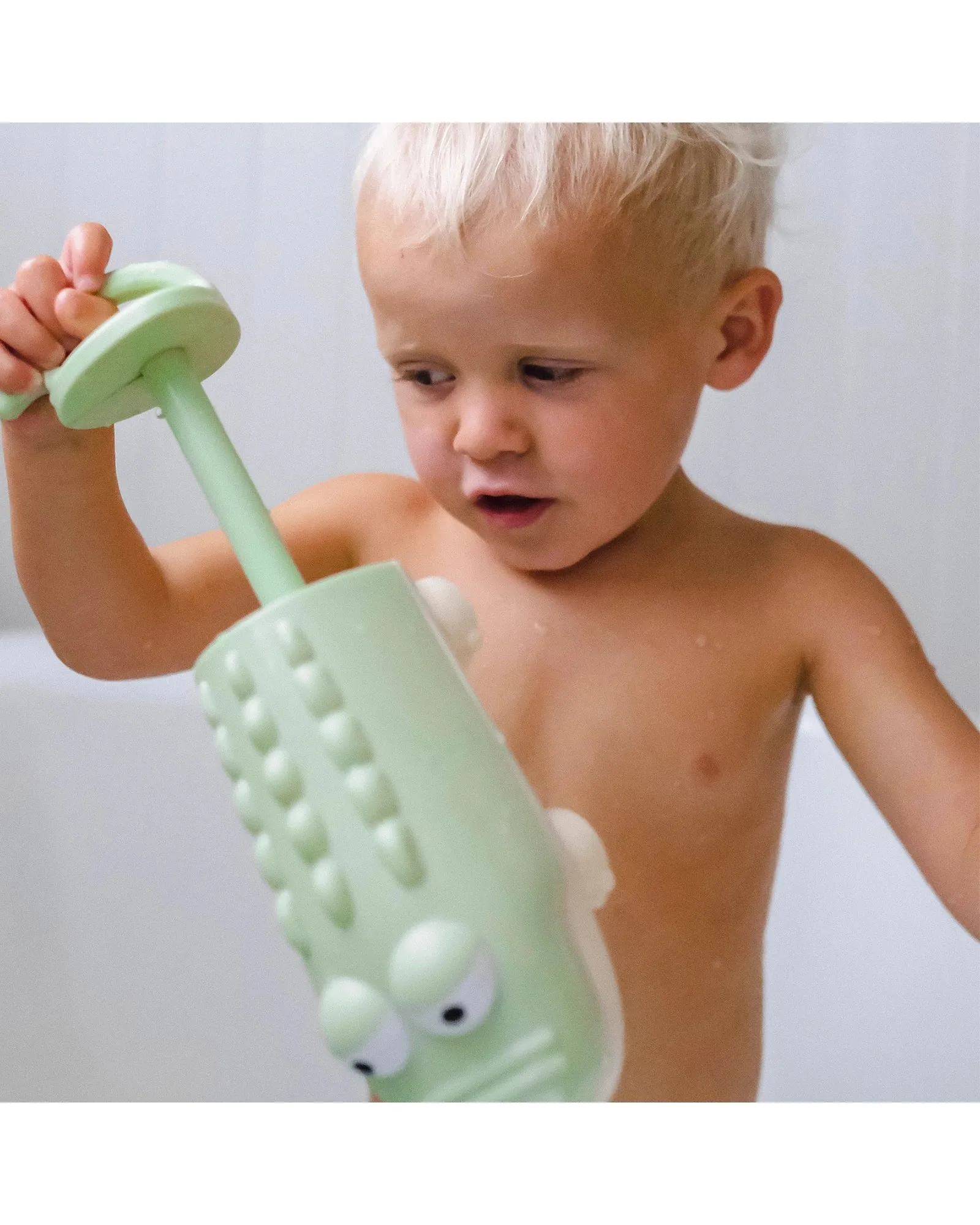 Sunnylife Water Squirters Crocodile Pastel Green